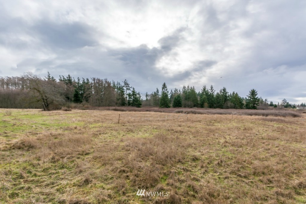 225 East Frostad Road Oak Harbor, WA 98277 - Photo 8 of 12 Gallery Image 8
