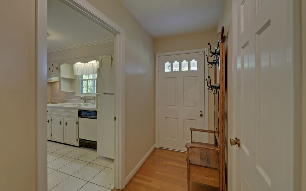 4311 Blue Ridge Drive Blue Ridge, GA 30513 - Photo 8 of 49 Gallery Image 8