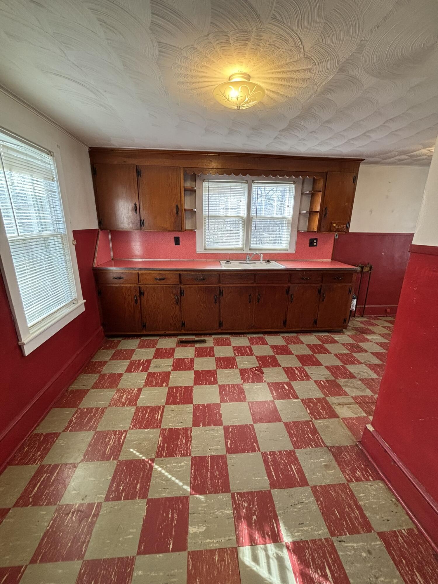 336 Doe Run Road Rocky Mount, VA 24151 - Photo 19 of 22 IMG_1225