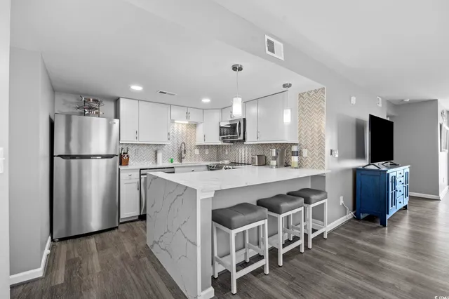 $1,495 | 941 South Ocean Boulevard, Unit D3, North Myrtle Beach, SC 29582