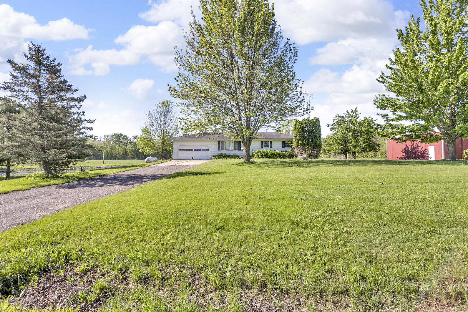 2595 Fike Road Jasper, MI 49248 - Photo 1 of 45 0N0A2622