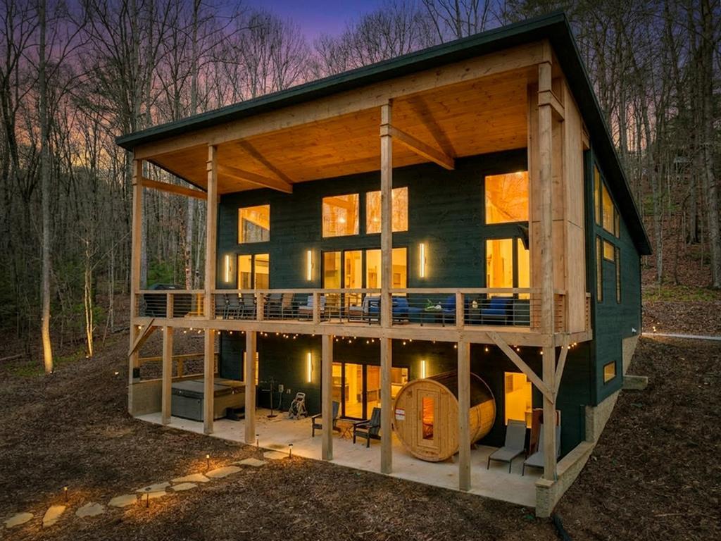 122 Cohutta Overlook Drive Blue Ridge, GA 30513 - Photo 1 of 86 Main View