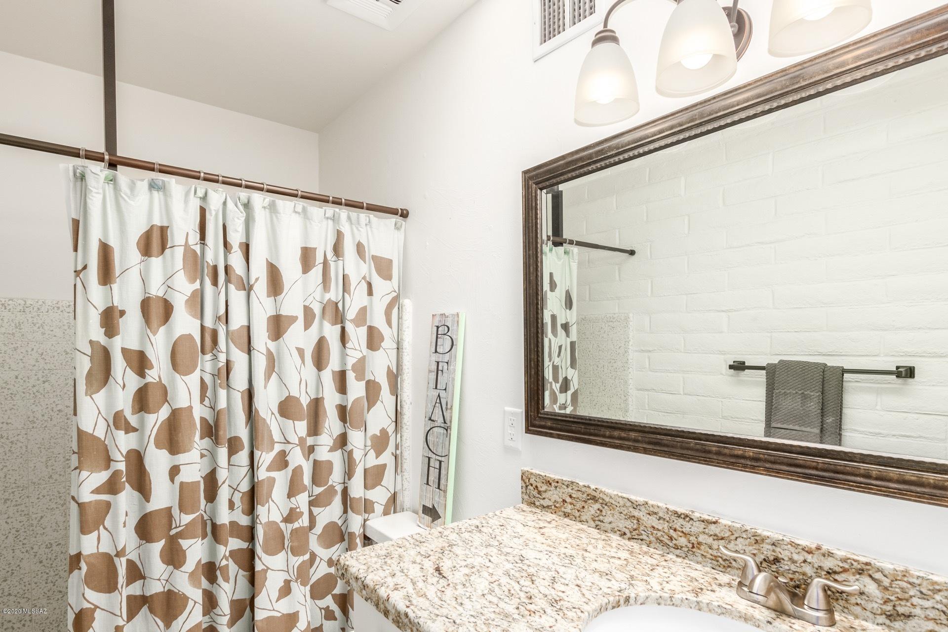 722 West Roller Coaster Road Tucson, AZ 85704 - Photo 17 of 30 Gallery Image 17