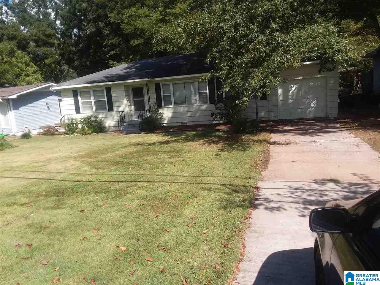 1137 Camellia Road Birmingham, AL 35215 - Photo 2 of 16