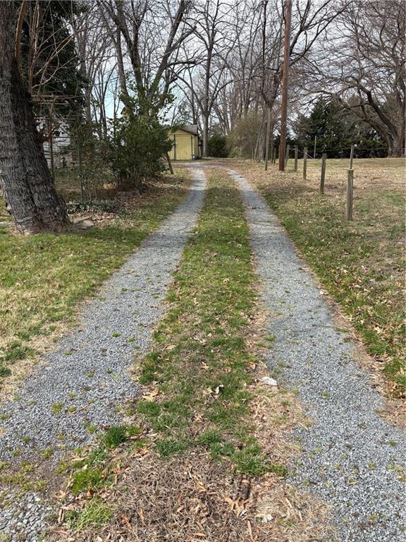 1104 Barnes Street Reidsville, NC 27320 - Photo 37 of 42