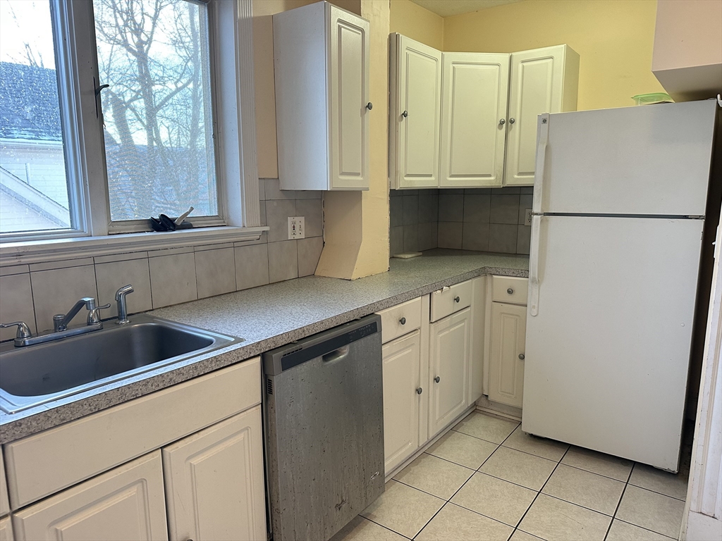 10 Channing Street, Unit 2 Quincy, MA 02170 - Photo 13 of 26