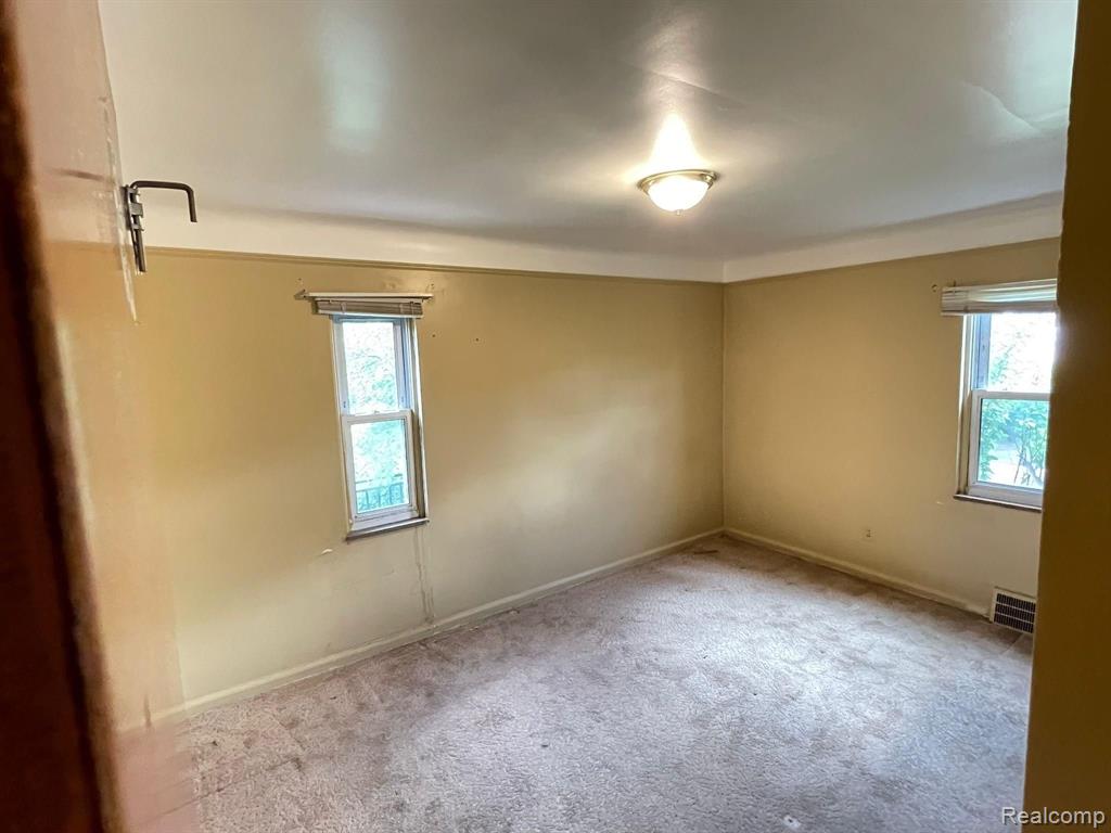 7828 Wisconsin Street Dearborn, MI 48126 - Photo 13 of 15