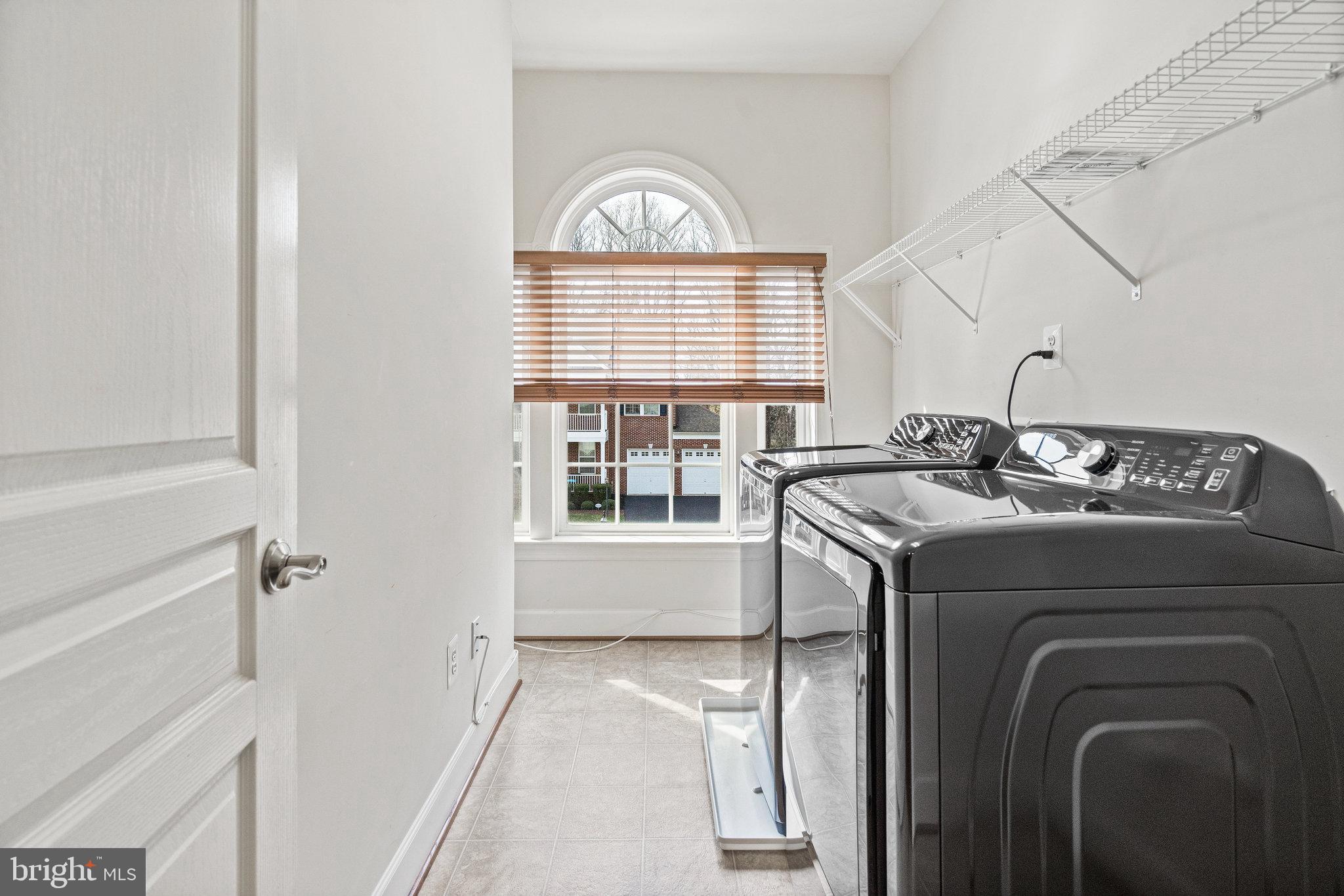 4561 Rona Place Fairfax, VA 22030 - Photo 40 of 78 Laundry area