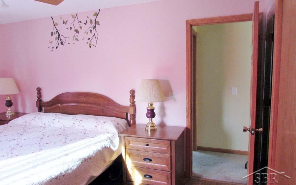 2743 North Stark Road Midland, MI 48642 - Photo 33 of 46 50062567-32.JPG