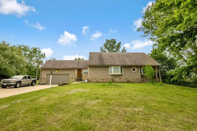 $550,000 | 9335 West County Line Road, Unit 9325, Milwaukee, WI 53224