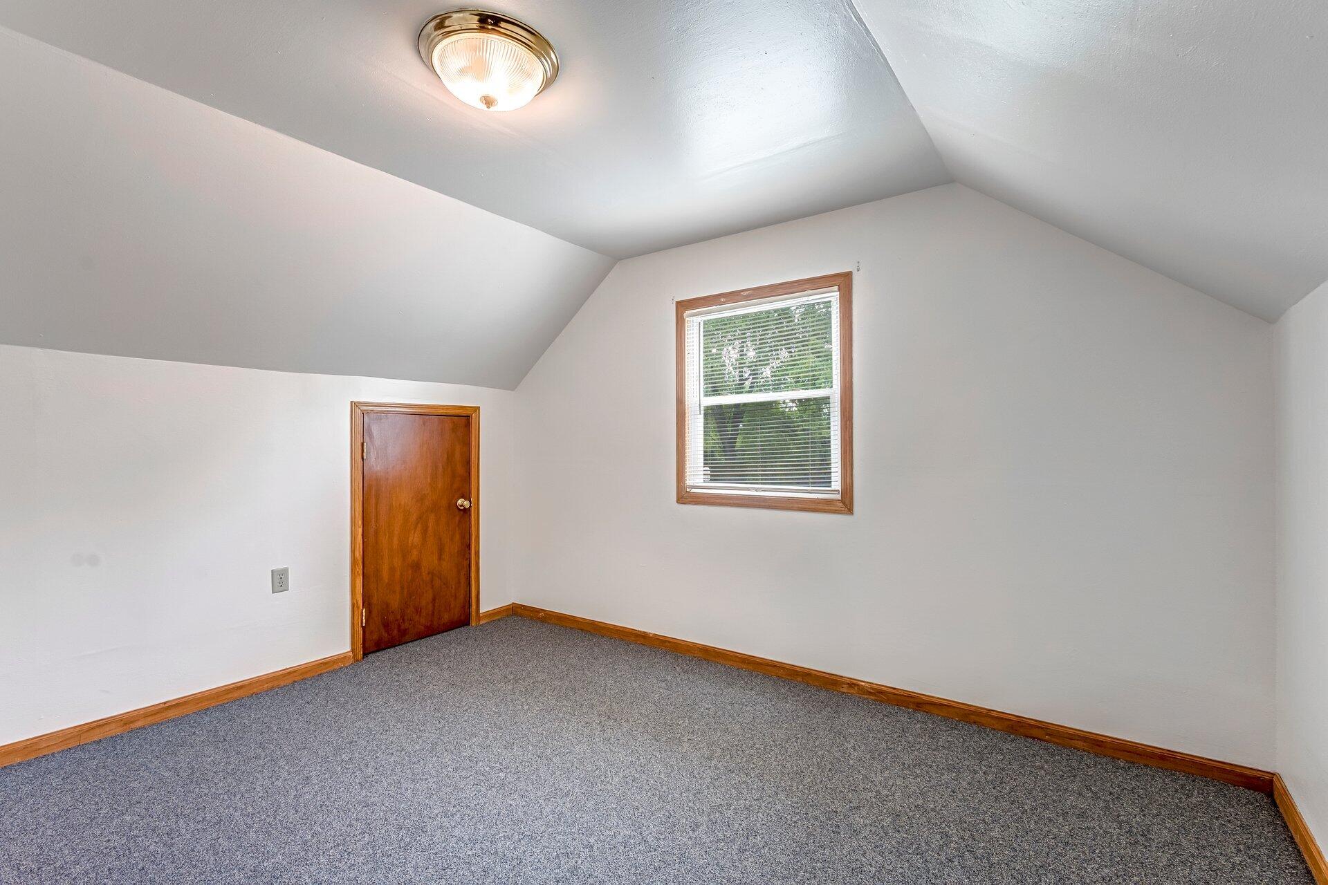 9335 West County Line Road, Unit 9325 Milwaukee, WI 53224 - Photo 22 of 29 IMG_8579_80_81