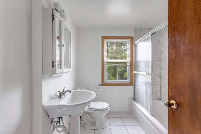 $550,000 | 9335 West County Line Road, Unit 9325, Milwaukee, WI 53224