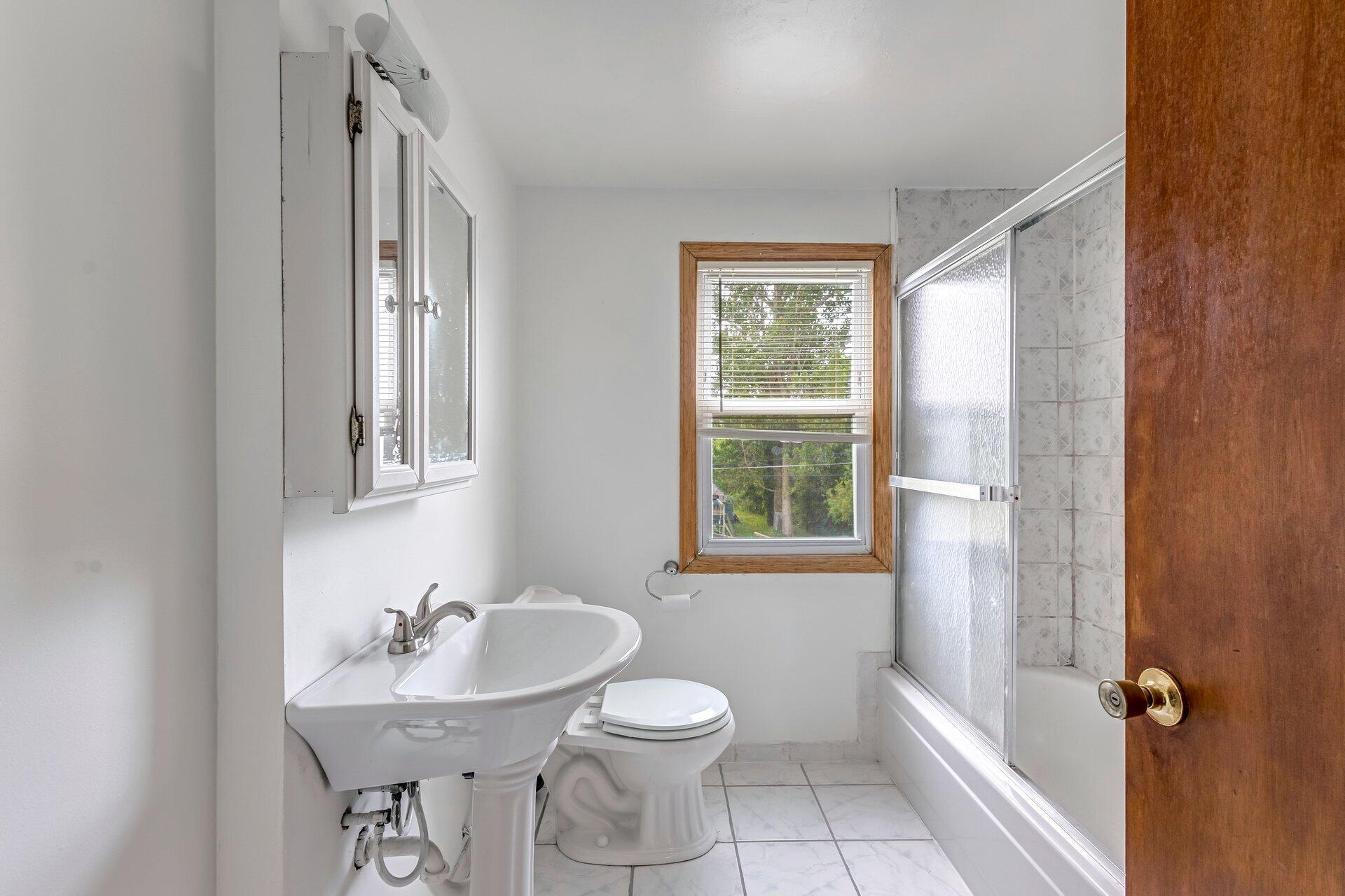 9335 West County Line Road, Unit 9325 Milwaukee, WI 53224 - Photo 24 of 29 IMG_8597_8_9