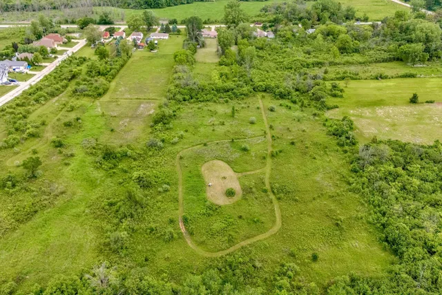 $550,000 | 9335 West County Line Road, Unit 9325, Milwaukee, WI 53224