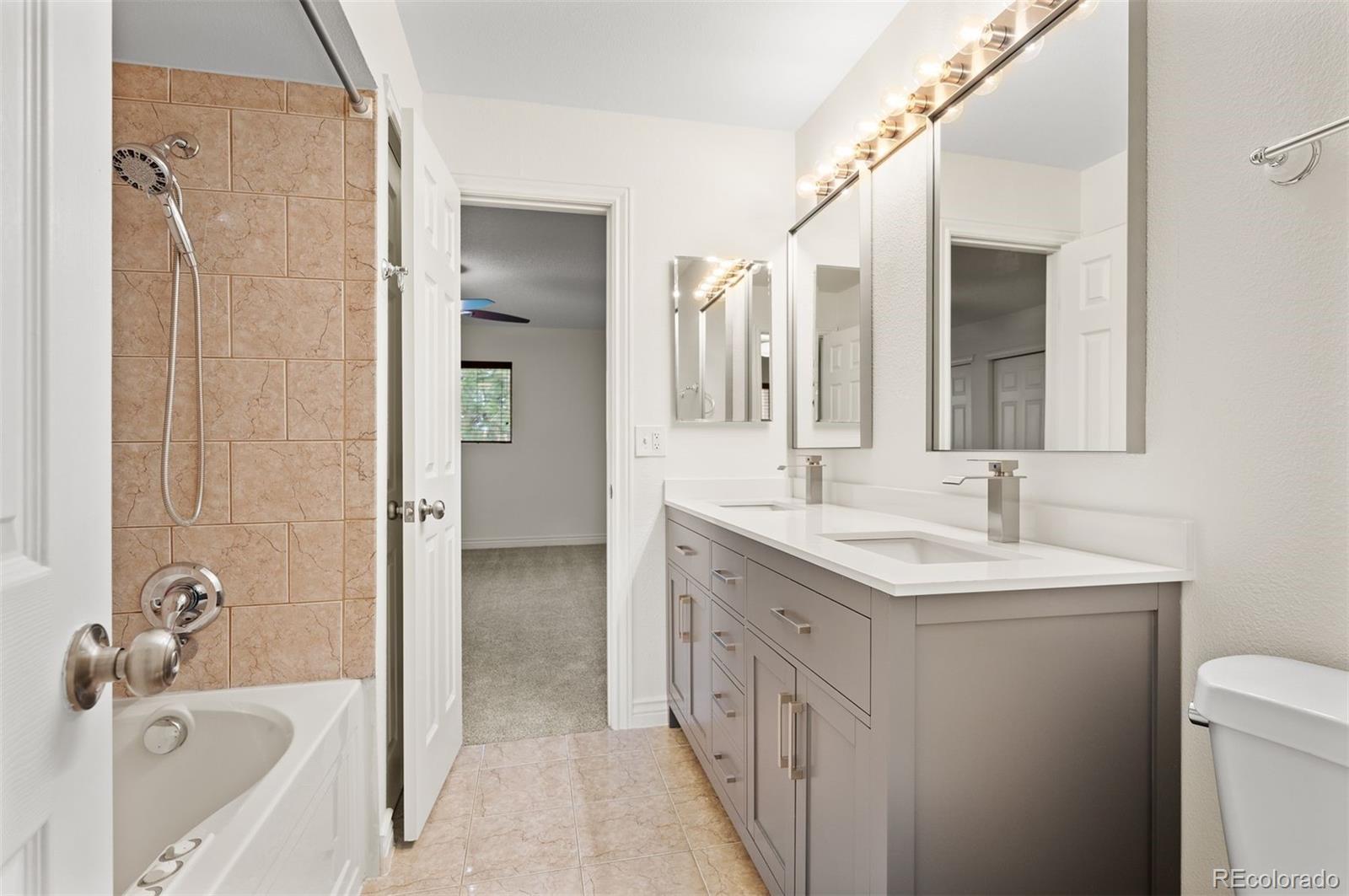 1060 South Parker Road, Unit 23 Denver, CO 80231 - Photo 23 of 33