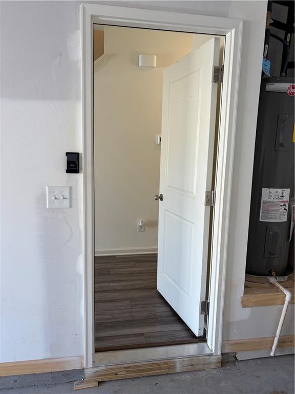 3512 Condor Court Atlanta, GA 30331 - Photo 8 of 19 a view of a hallway with wooden floor and staircase
