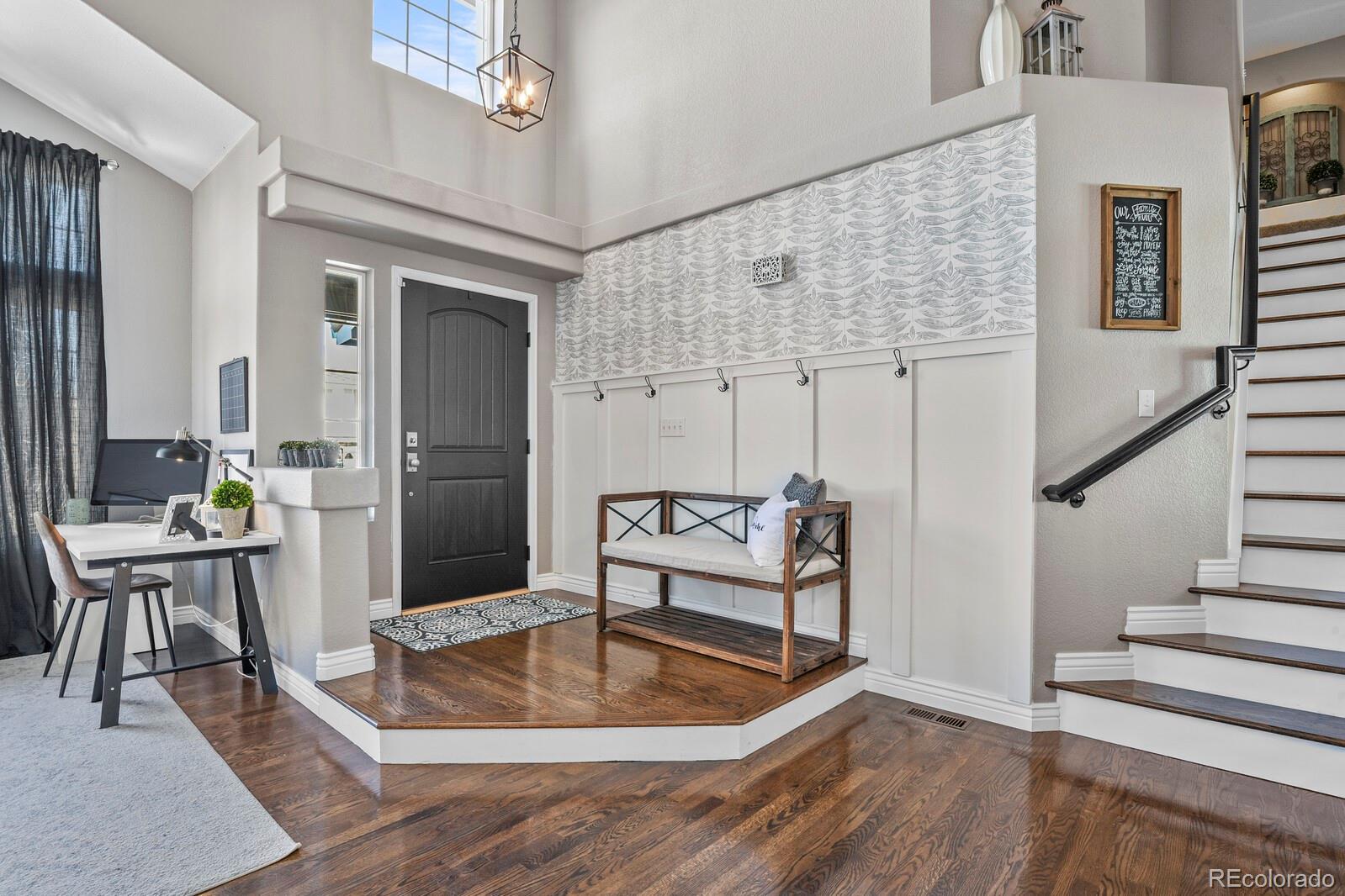 10238 Andee Way Highlands Ranch, CO 80130 - Photo 3 of 40
