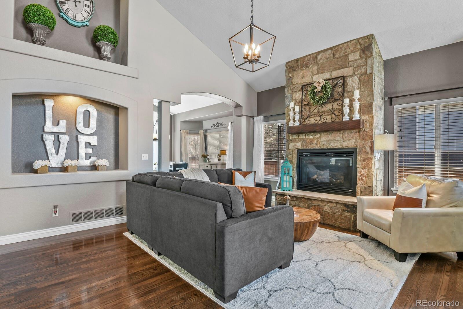 10238 Andee Way Highlands Ranch, CO 80130 - Photo 6 of 40