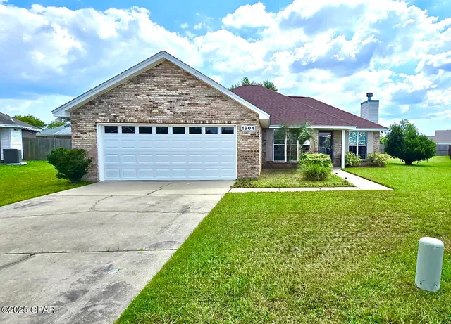 $340,000 | 1904 Rhett Place, Lynn Haven, FL 32444