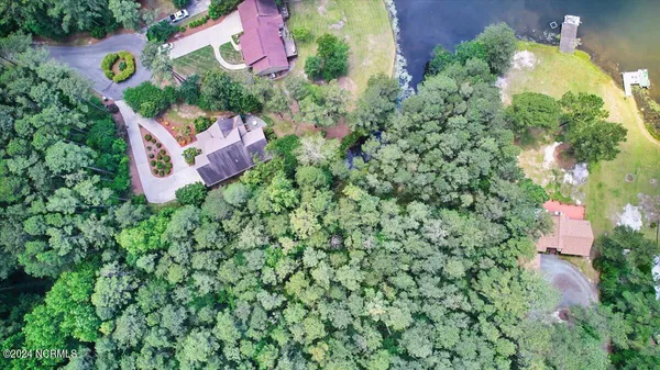 $110,000 | 16 Lakeshore Drive, Wagram, NC 28396