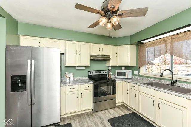 $160,000 | 206 Winding Drive, Alexandria, IN 46001