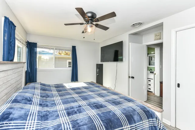 $160,000 | 206 Winding Drive, Alexandria, IN 46001