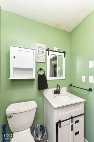 $160,000 | 206 Winding Drive, Alexandria, IN 46001