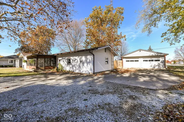 $160,000 | 206 Winding Drive, Alexandria, IN 46001