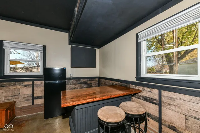 $160,000 | 206 Winding Drive, Alexandria, IN 46001