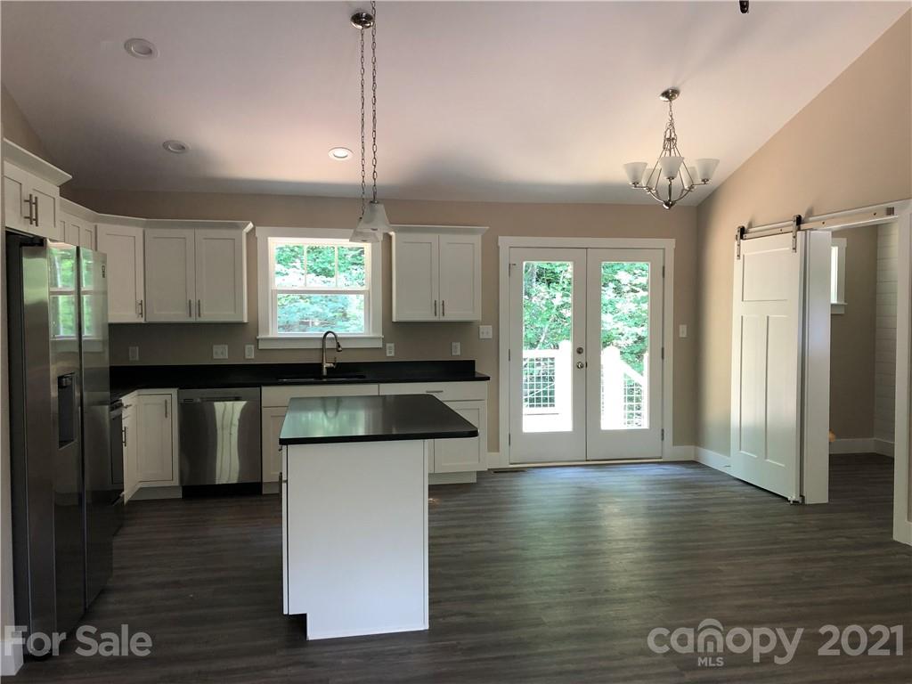215 Long Branch Road Swannanoa, NC 28778 - Photo 4 of 15 Gallery Image 4