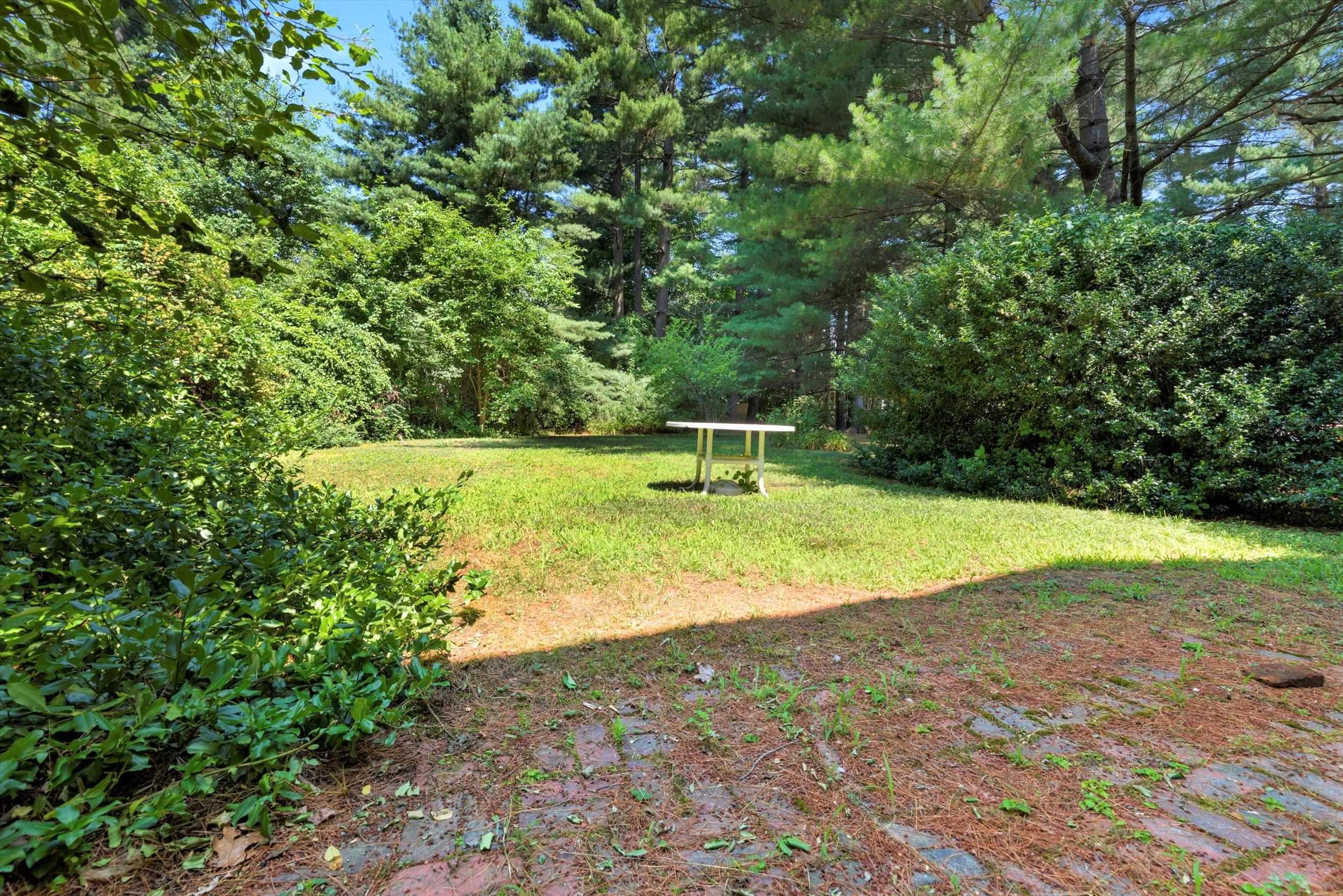 27 Lois Street Rochester, NH 03867 - Photo 35 of 38