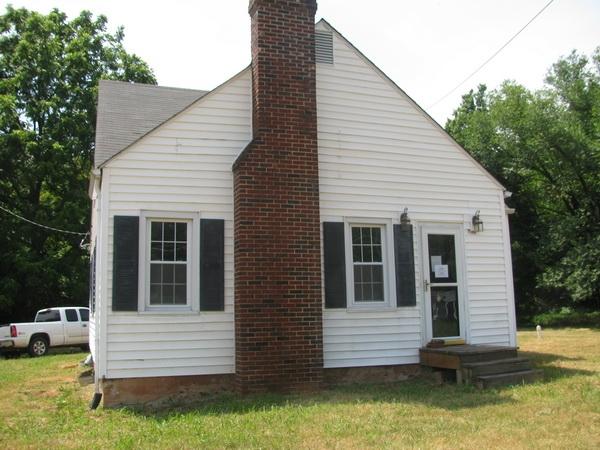 837 Spring Road Patrick Springs, VA 24133 - Photo 2 of 15 1b