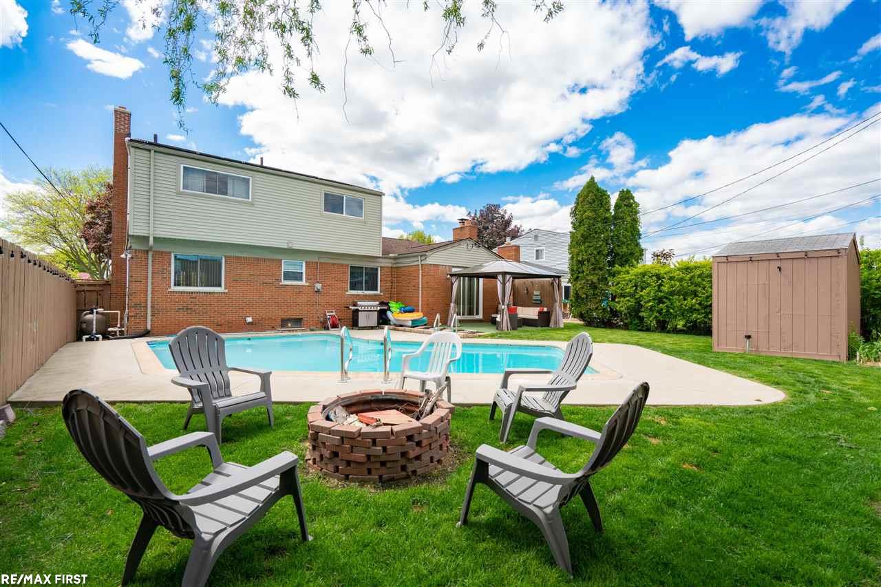 34192 Greentrees Road Sterling Heights, MI 48312 - Photo 1 of 35 50074896.JPG