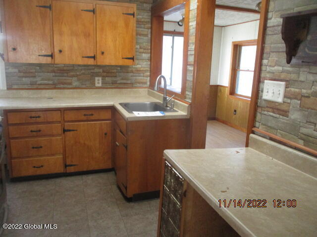 1742 Creek Road Crown Point, NY 12928 - Photo 31 of 90 IMG_0594