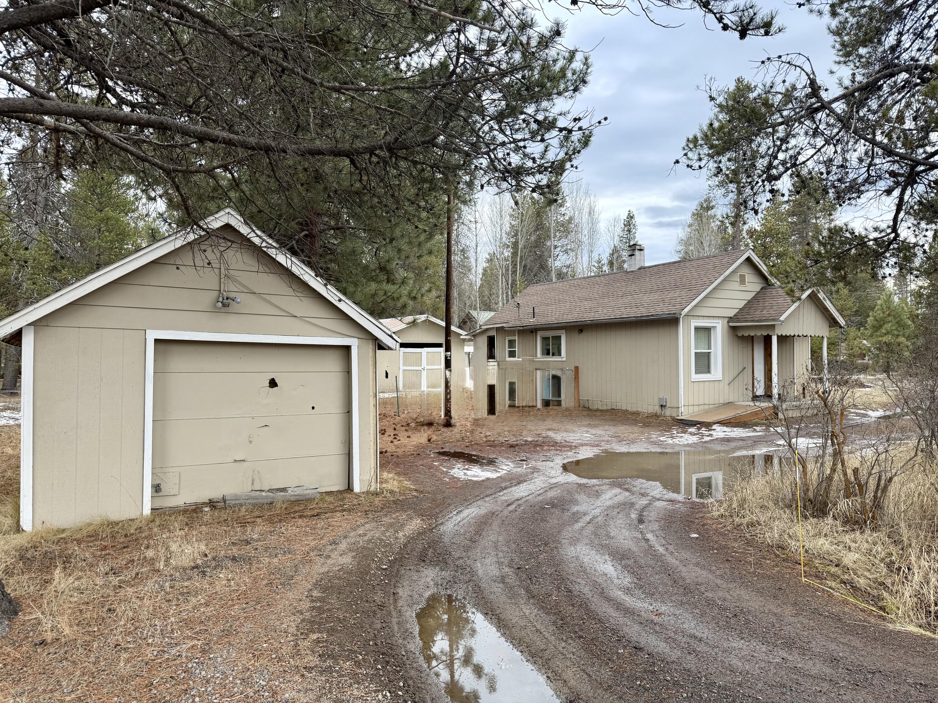 16511 William Foss Road La Pine, OR 97739 - Photo 2 of 6 IMG_9889