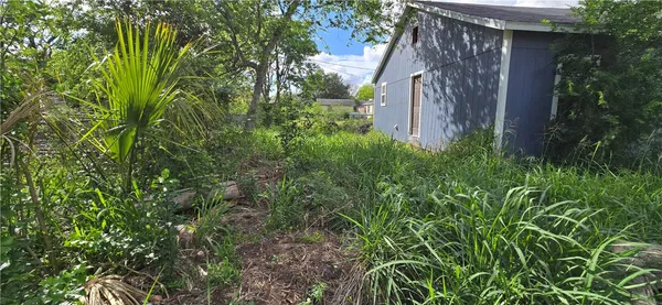 $65,000 | 431 East Verbina Street, Taft, TX 78390