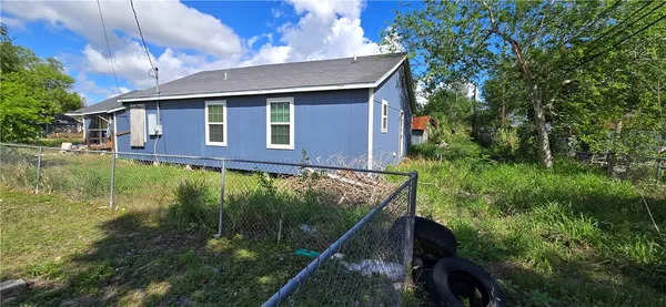 $65,000 | 431 East Verbina Street, Taft, TX 78390