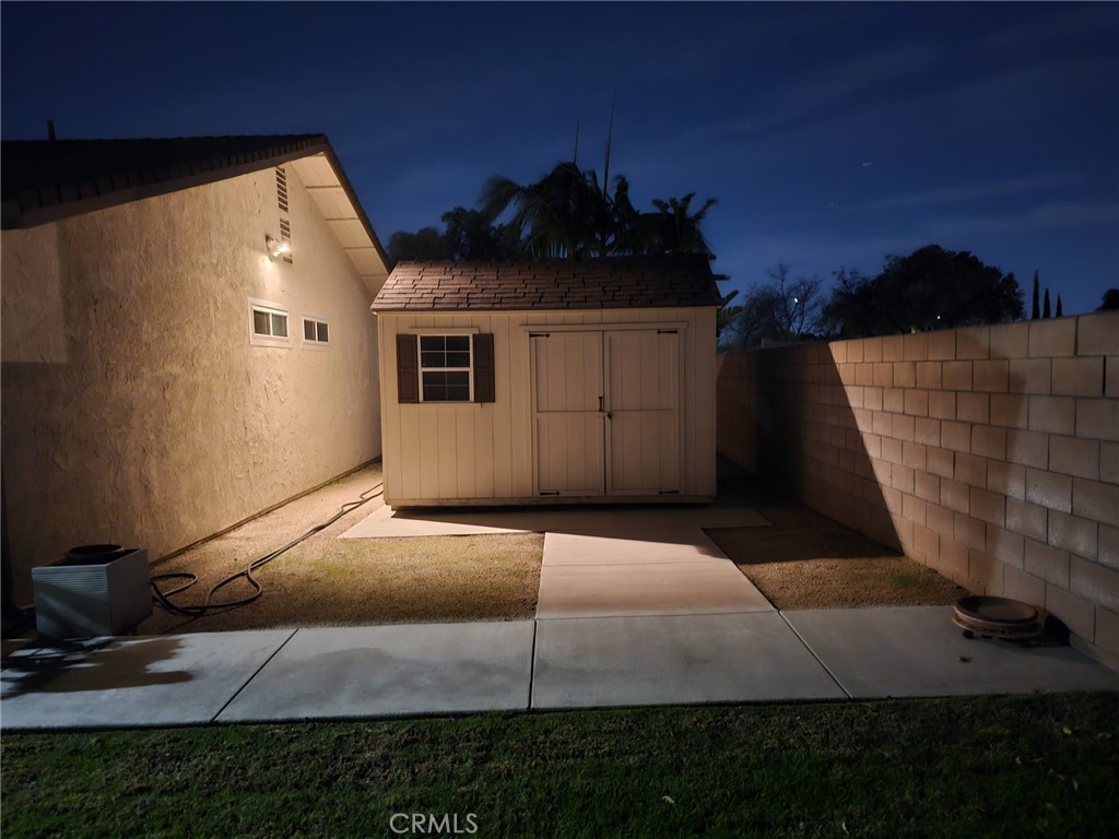 850 West Etiwanda Avenue Rialto, CA 92376 - Photo 16 of 16