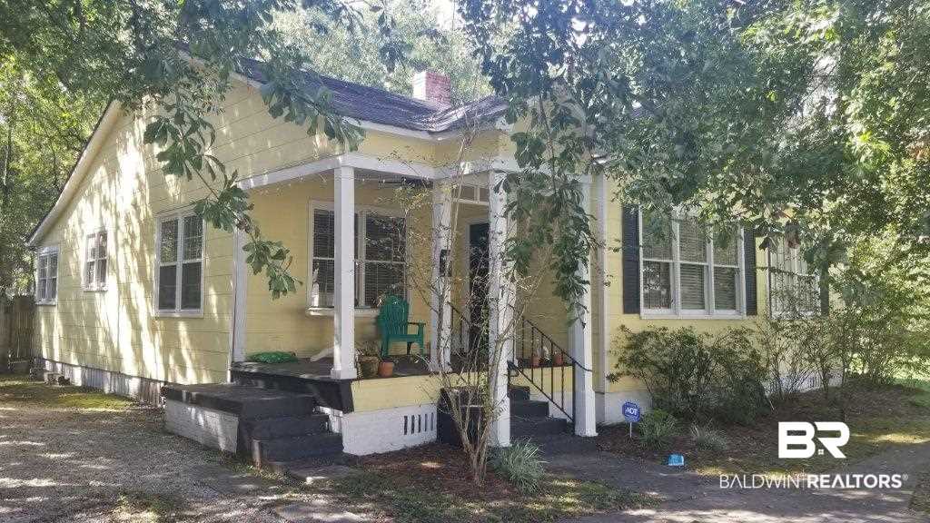 7 Gladys Avenue Mobile, AL 36604 - Photo 3 of 17