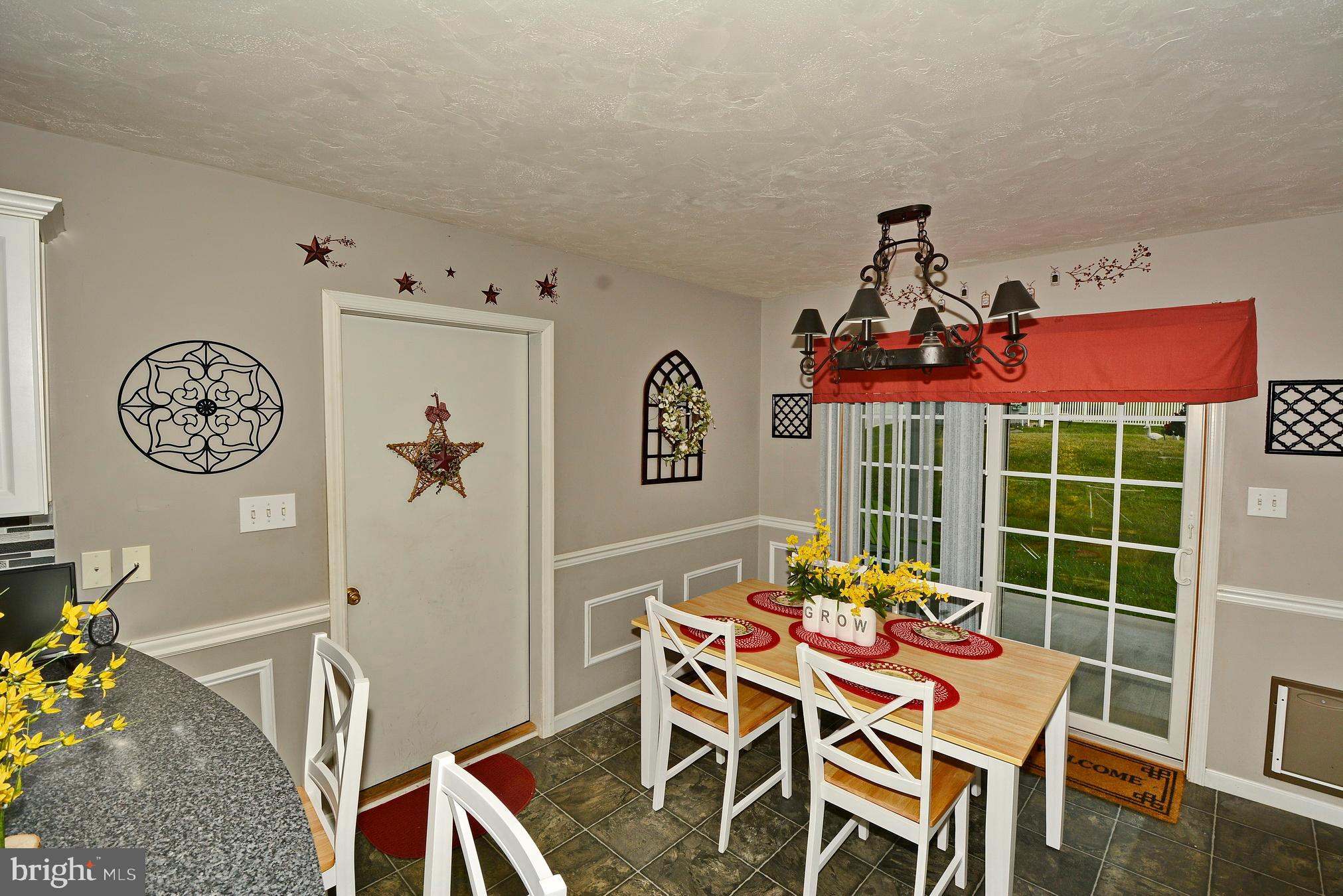 440 Sunset Drive Hanover, PA 17331 - Photo 9 of 32
