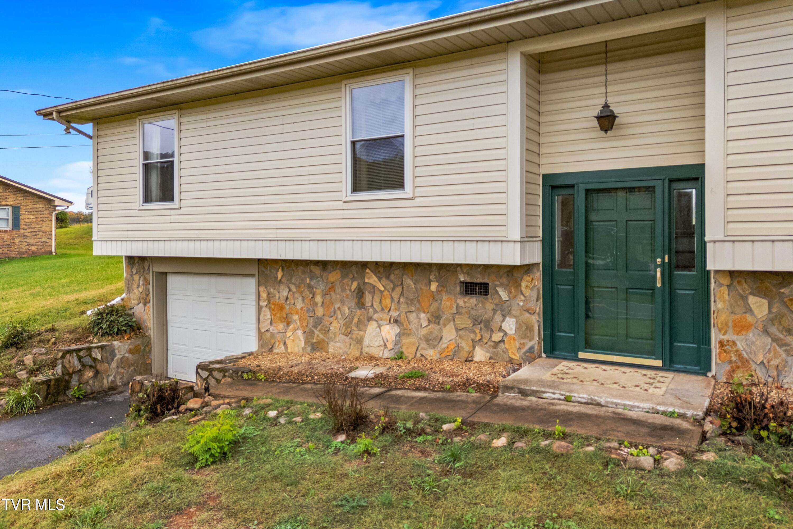 1515 Baileyton Road Greeneville, TN 37745 - Photo 26 of 31 026-1515BaileytonRoad-Greeneville-TN-377