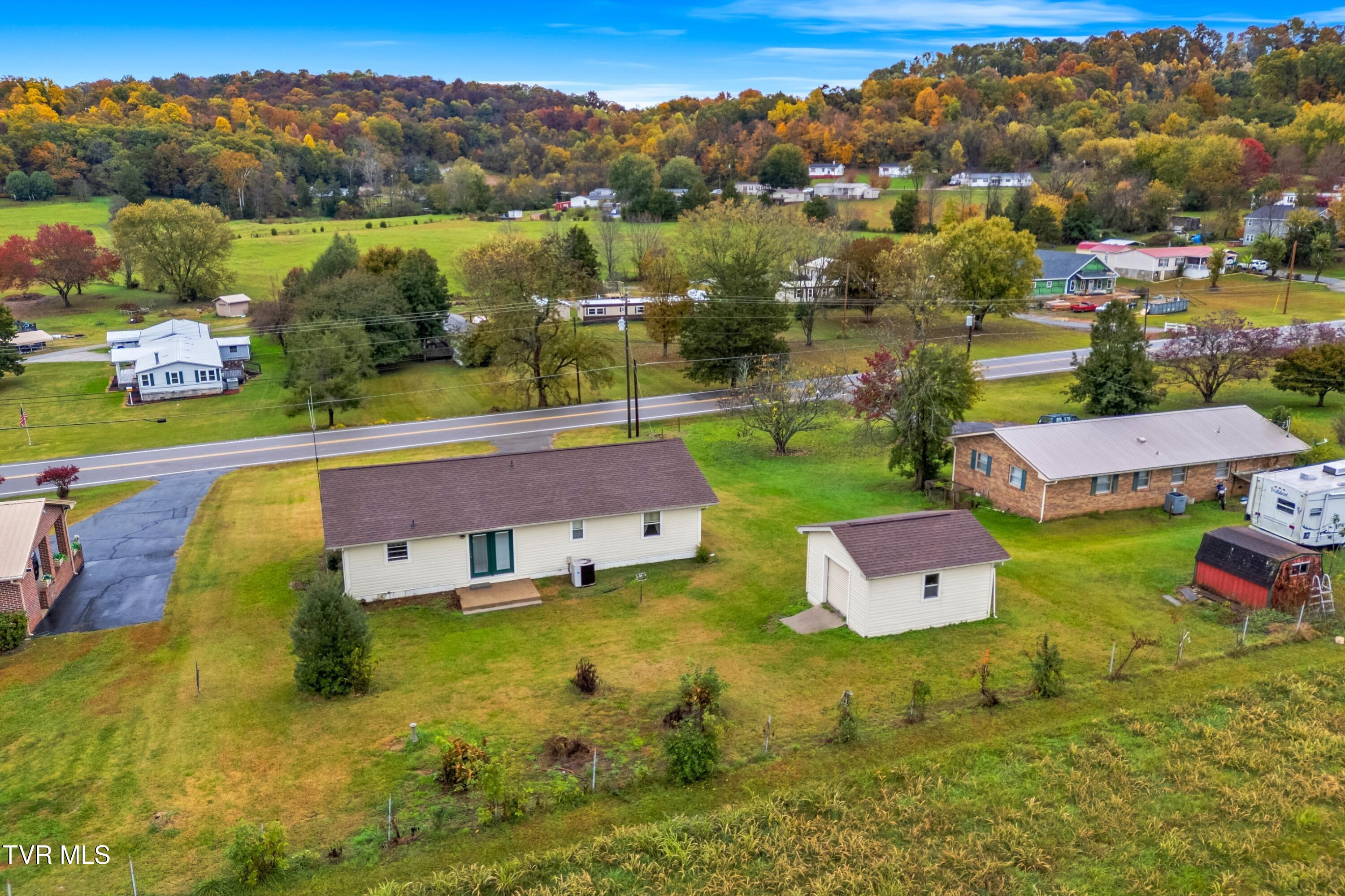 1515 Baileyton Road Greeneville, TN 37745 - Photo 29 of 31 029-1515BaileytonRoad-Greeneville-TN-377