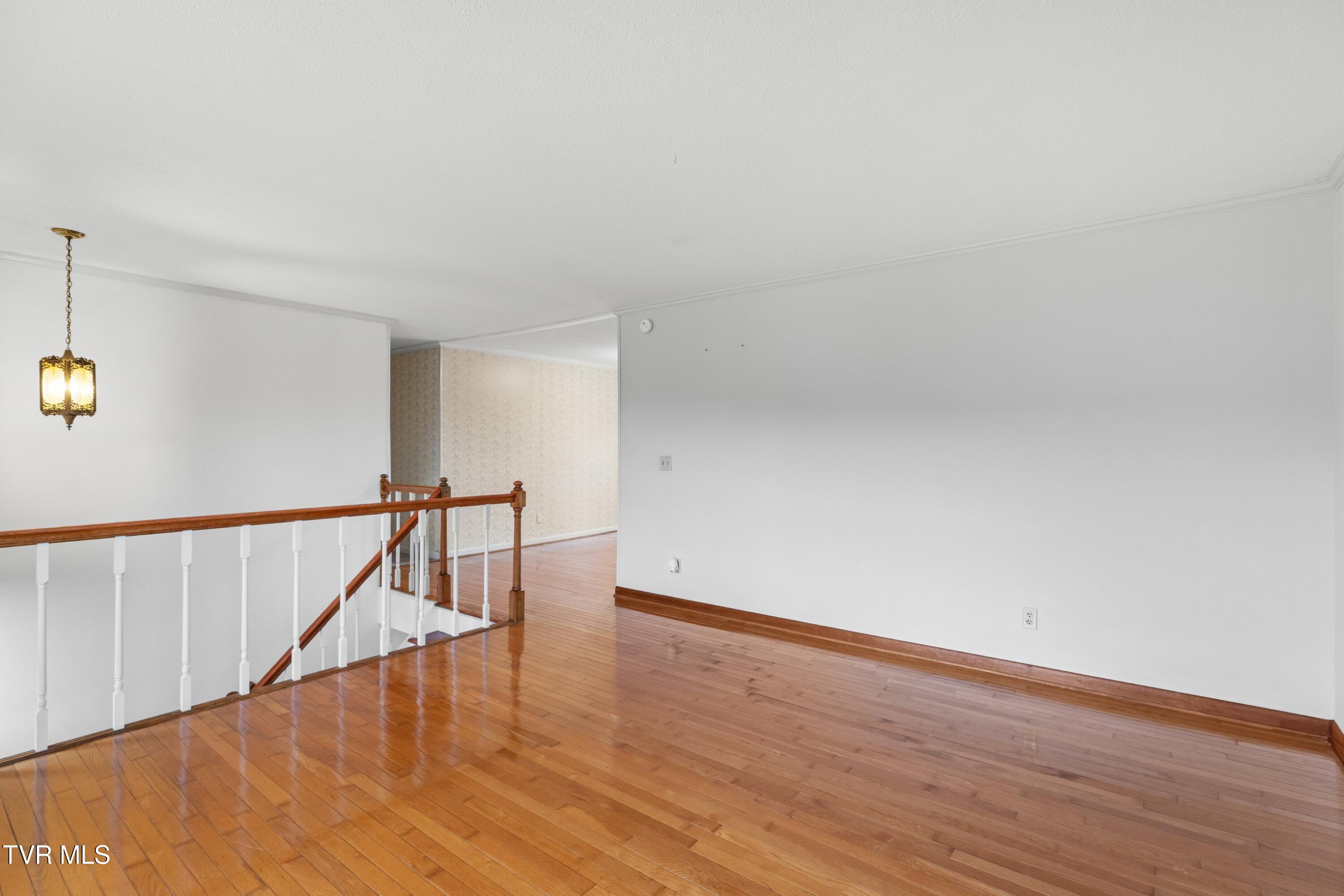 1515 Baileyton Road Greeneville, TN 37745 - Photo 7 of 31 007-1515BaileytonRoad-Greeneville-TN-377