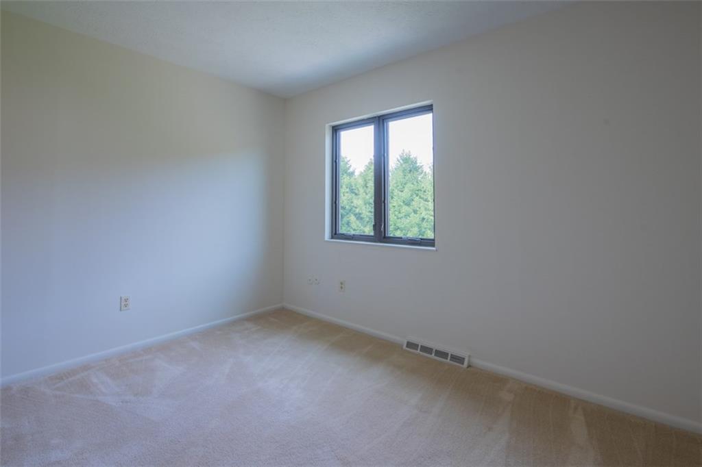 211 Georgetown Lane Export, PA 15632 - Photo 12 of 25 Gallery Image 12
