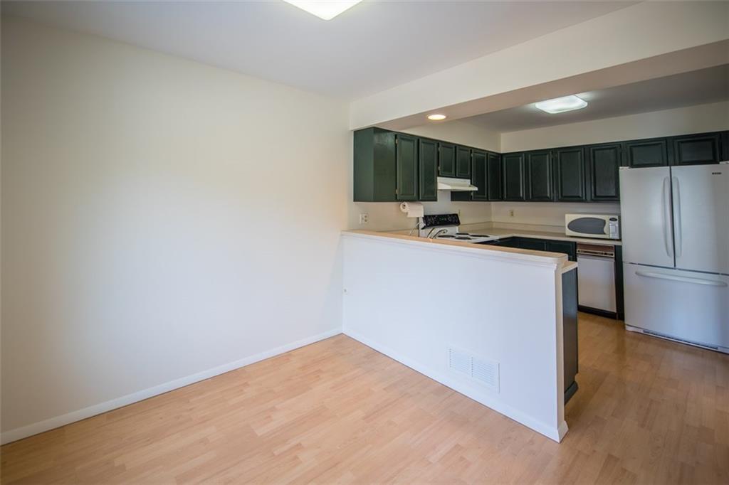 211 Georgetown Lane Export, PA 15632 - Photo 4 of 25 Gallery Image 4