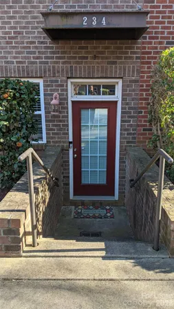 $1,750 | 234 Harbour Pl Drive, Davidson, NC 28036