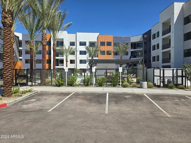 $1,801 | 2500 East Marco Polo Road, Unit A1, Phoenix, AZ 85050