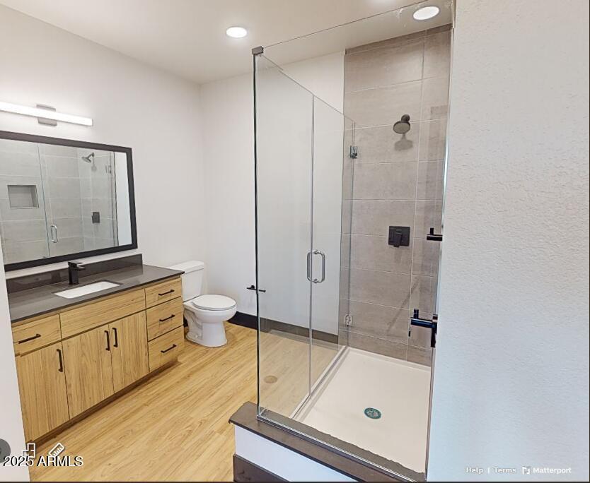 2500 East Marco Polo Road, Unit A1 Phoenix, AZ 85050 - Photo 5 of 15 Bathroom