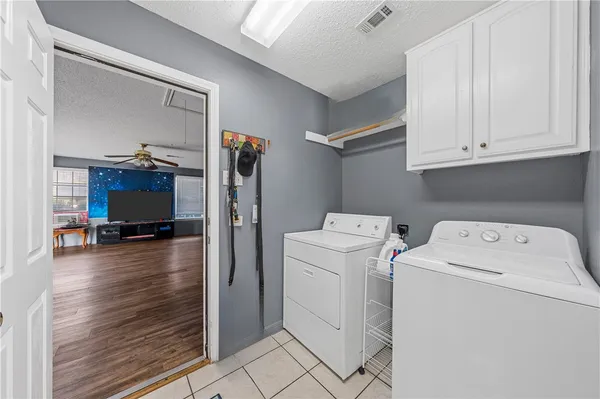 $350,000 | 216 Toluca Trail, Hewitt, TX 76643