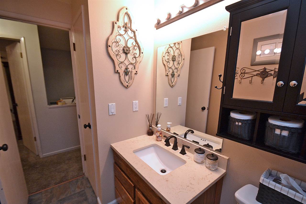 3308 South Wilbur Road Spokane Valley, WA 99206 - Photo 10 of 20 Gallery Image 10